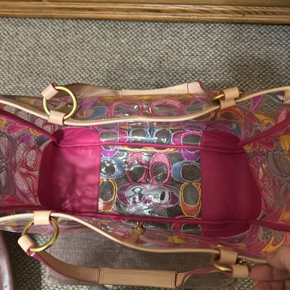 Coach Clear Scribble XL Tote with attached removable wristlet New Without Tag - Picture 2 of 6